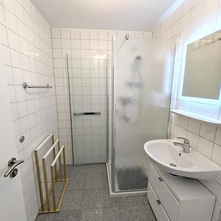 Renoviert Und Neu Mobliert Mit 2 Balkonen Διαμέρισμα Μόναχο